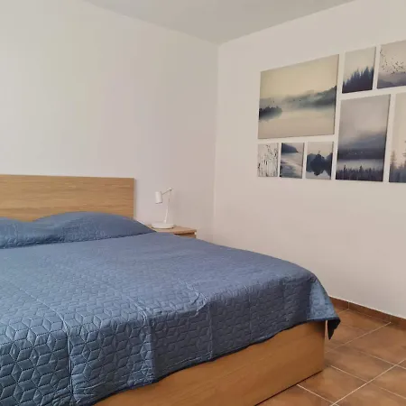 Modry Den * بايموتْسْ